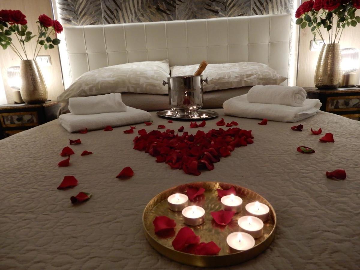 Caserta Royale Suite Zewnętrze zdjęcie