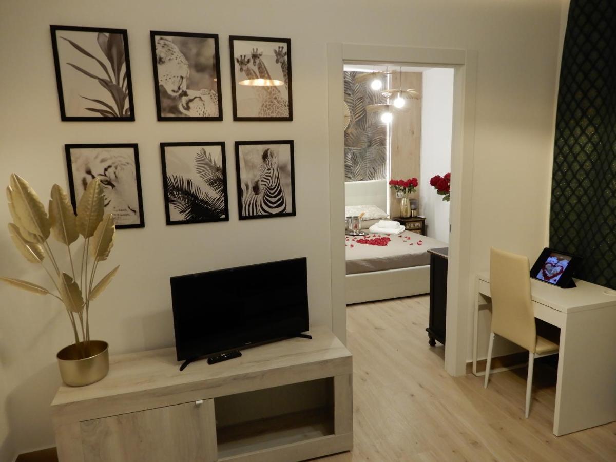 Caserta Royale Suite Zewnętrze zdjęcie