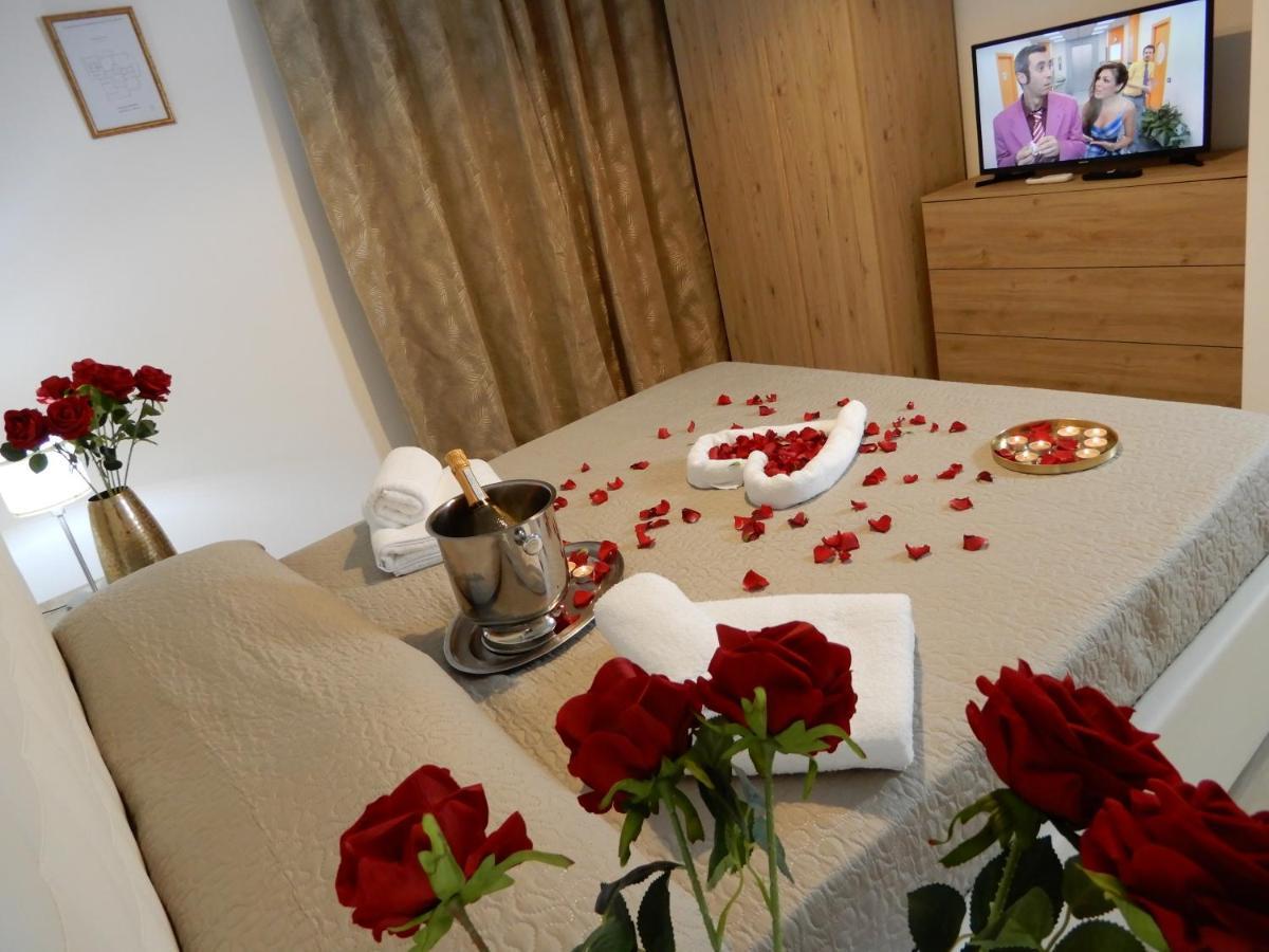 Caserta Royale Suite Zewnętrze zdjęcie
