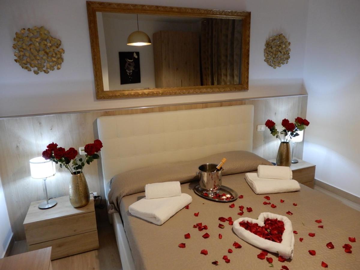 Caserta Royale Suite Zewnętrze zdjęcie