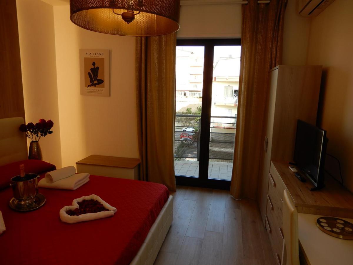 Caserta Royale Suite Zewnętrze zdjęcie